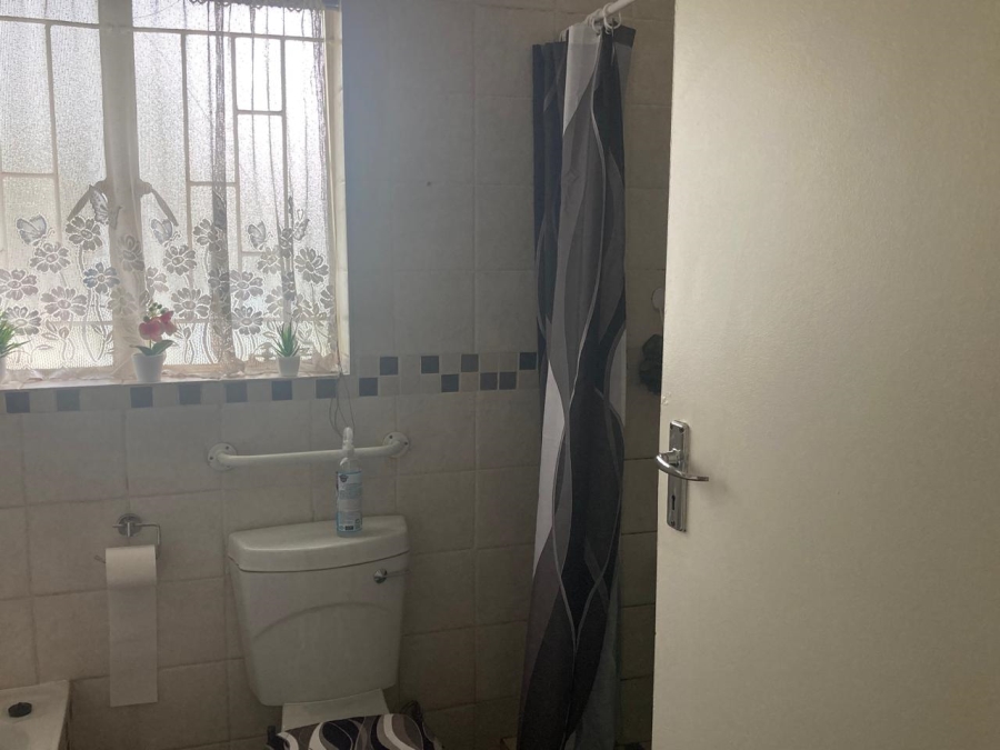 3 Bedroom Property for Sale in Geelhoutpark North West